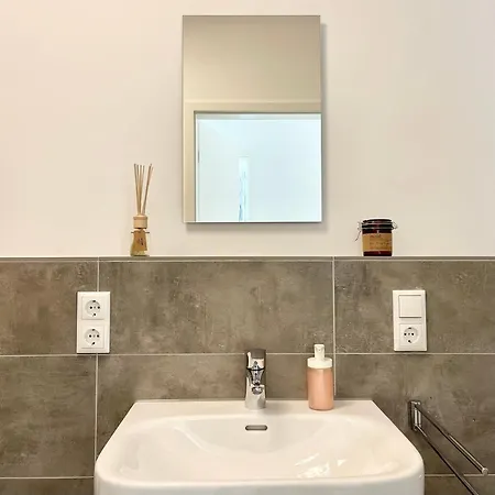 Schoene In Der Innenstadt Von I Home2share 아파트 *