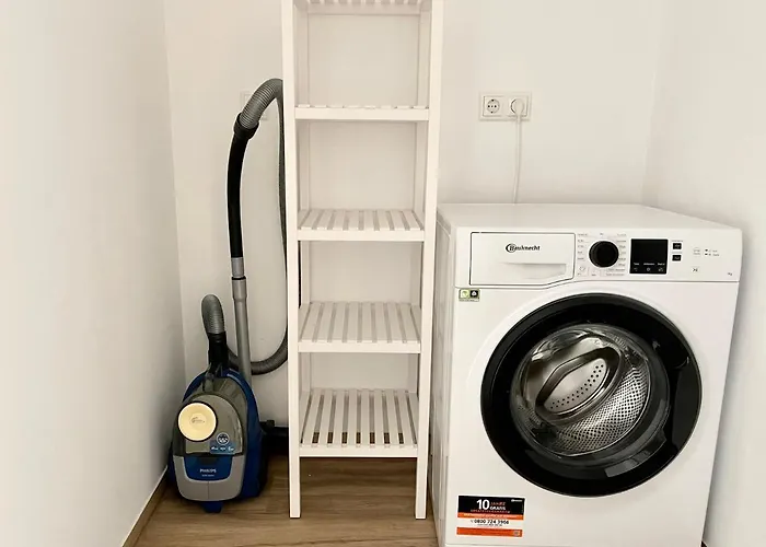 Schoene In Der Innenstadt Von I Home2share Apartman