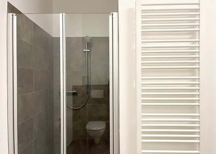 Schoene In Der Innenstadt Von I Home2share Apartman