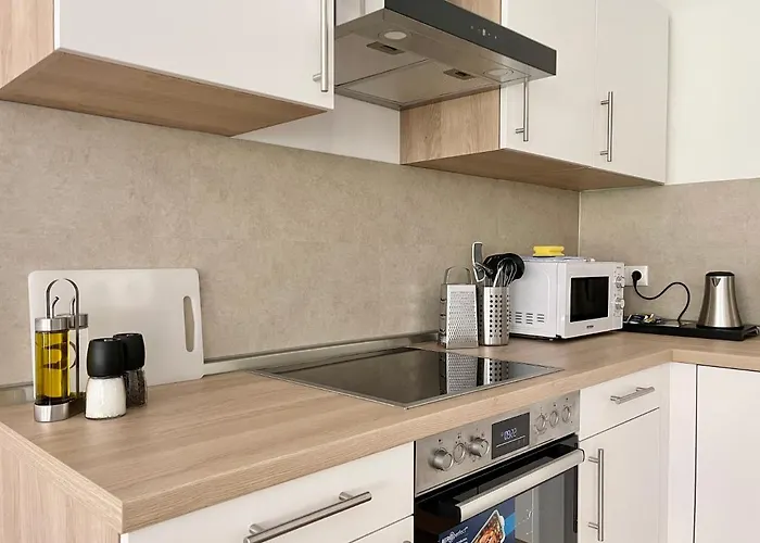 Schoene In Der Innenstadt Von I Home2share Apartman *