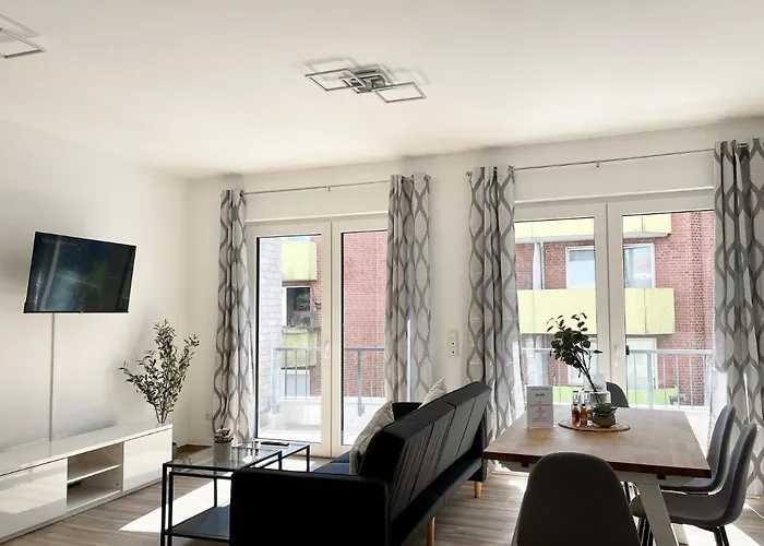 Schoene In Der Innenstadt Von I Home2share Apartman *